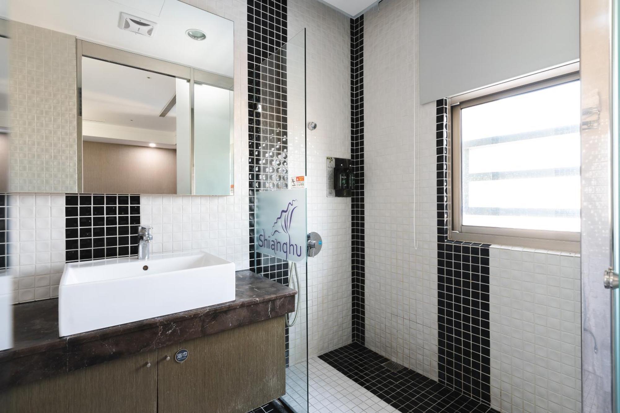 Shianghu Boutique Hotel Chiayi Buitenkant foto